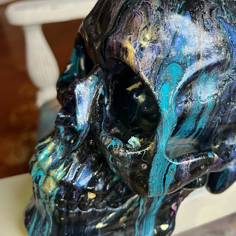 Hand-Painted One of A Kind Life Size Adult Human Skull - Picture 5 of 10